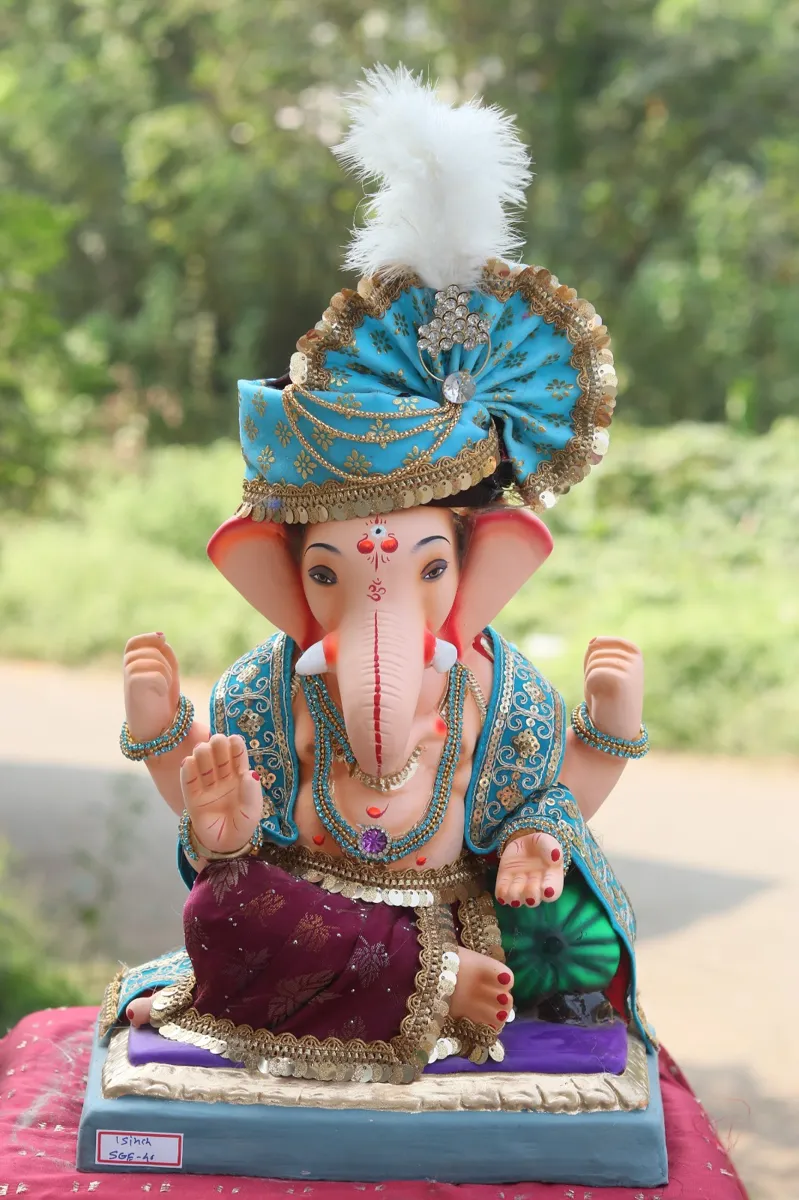 Turquoise Pagdi Ganpati, 15 in Ganpati idol