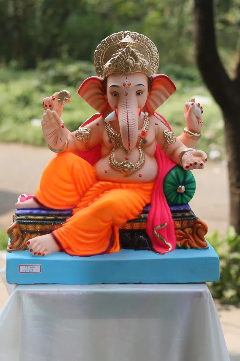 Reclining Ganpati, 18 in Ganpati idol